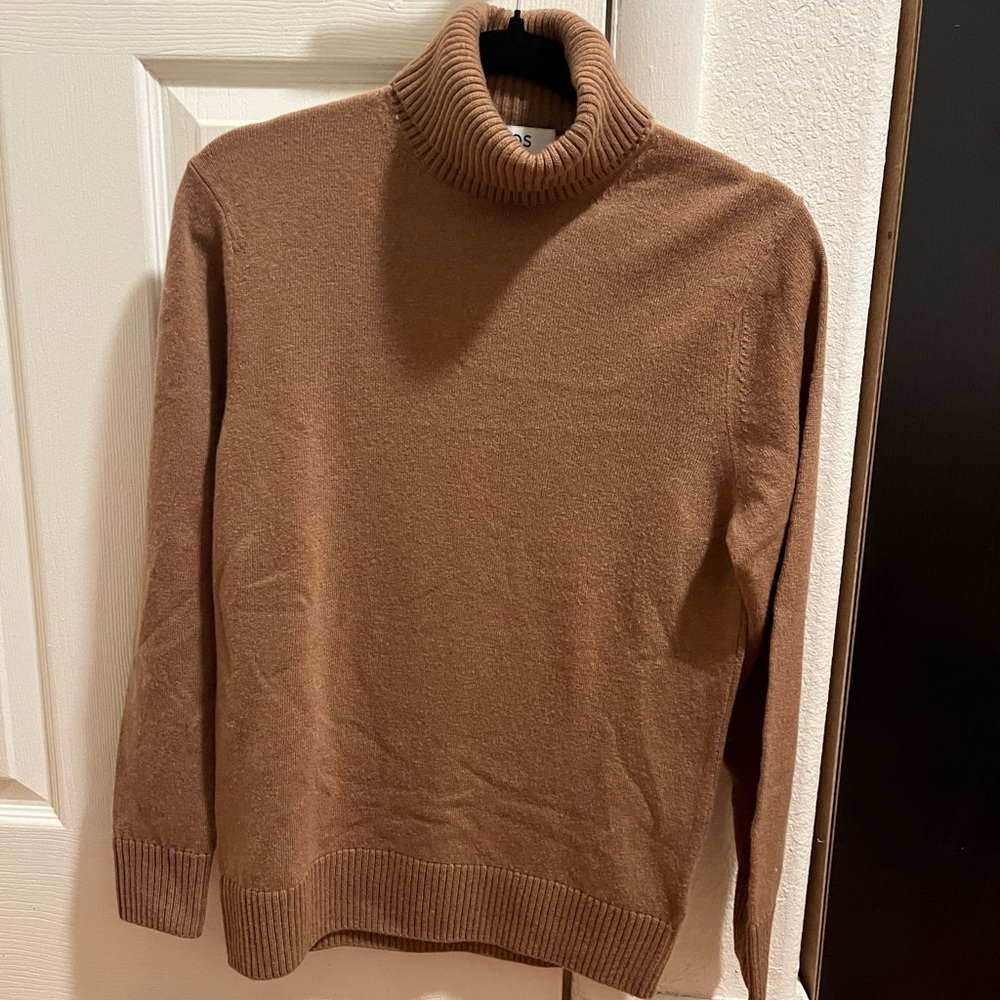 COS Men's Tan Turtleneck Sweater